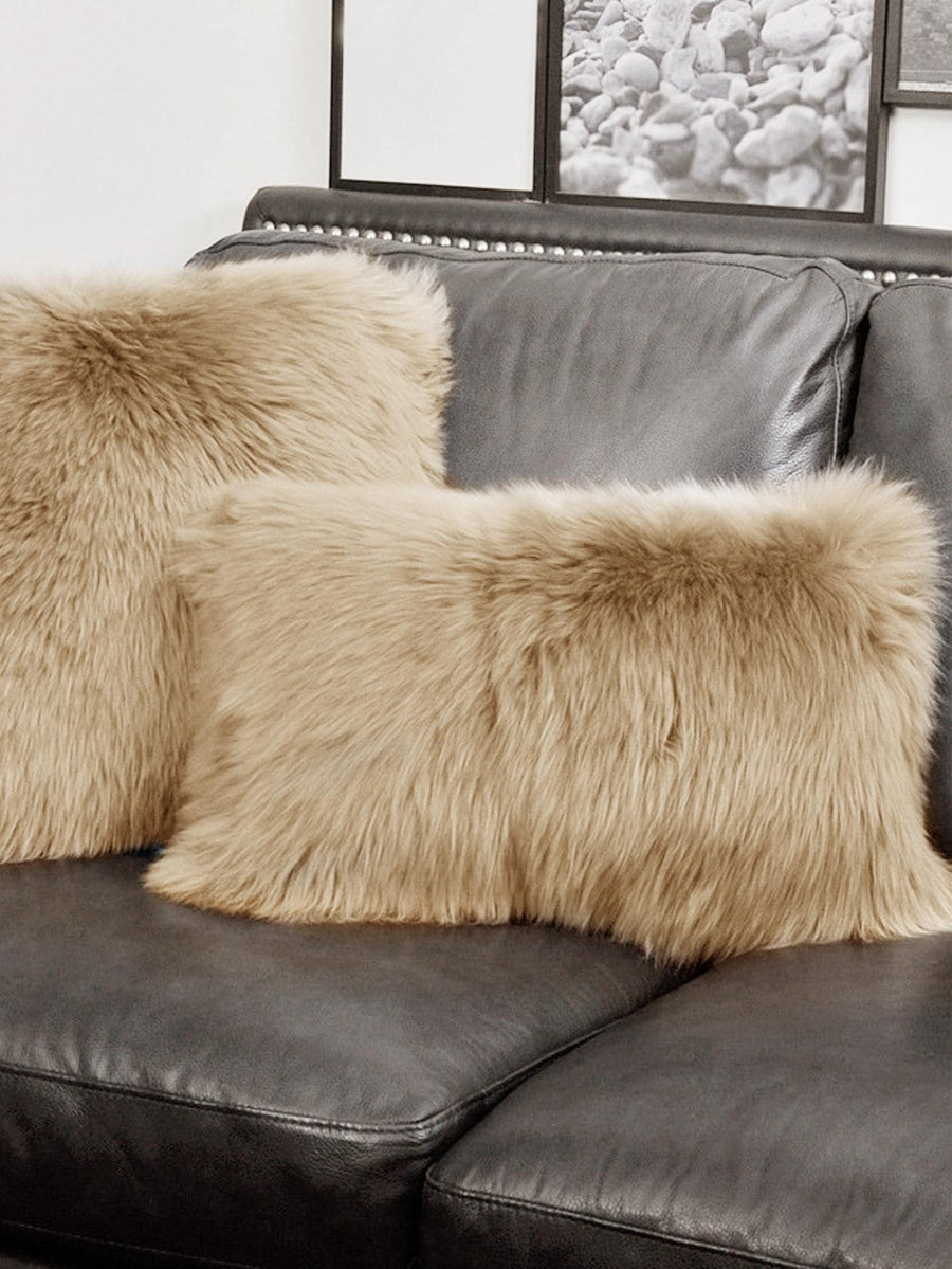 1pc Beige Plush Decorative Pillow Cover (Pillow Insert Not Included), Nordic Style Living Room Sofa Cushion, Atmosphere Decor Pillow Case, Zipper Closure, Suitable For Living Room And Bedroom Decor, Can Be Given As A Gift To Loved Ones Or Friends